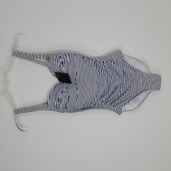 NWT. Nip tuck one piece swimsuit size 6 - Picture 6 of 15